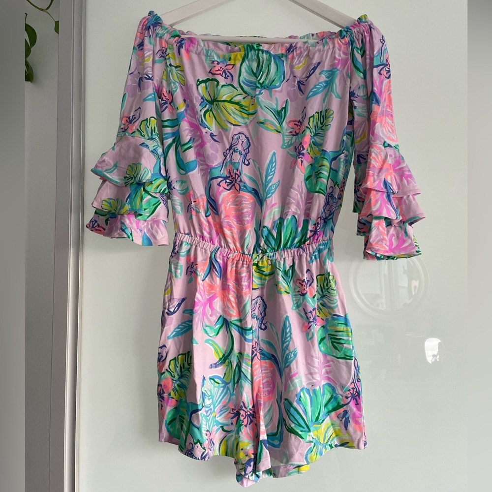 Loved, EUC Lilly Pulitzer Women’s off-shoulder Mermaid Print Romper Sz XXS SS19